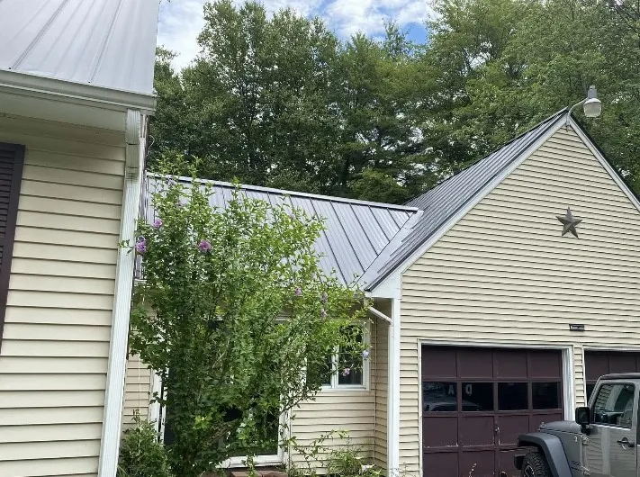 work photo from modernssmetalroofing.com