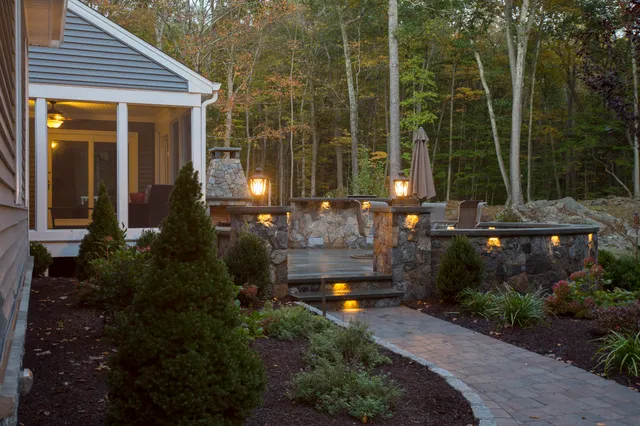 work photo from sunburstlandscapingct.com