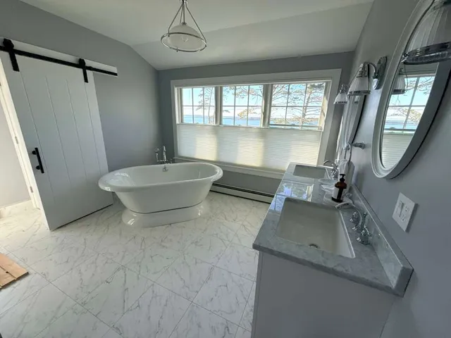 Beautiful bathroom cleaned by Spotless Cleaning
