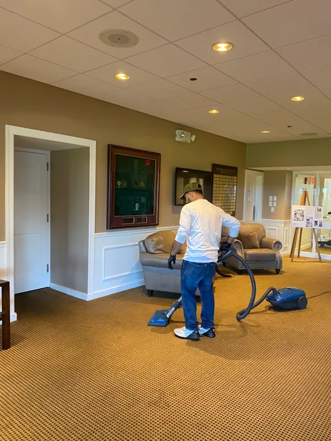 LALYZ CLEANING SERVICES LLLP work photo