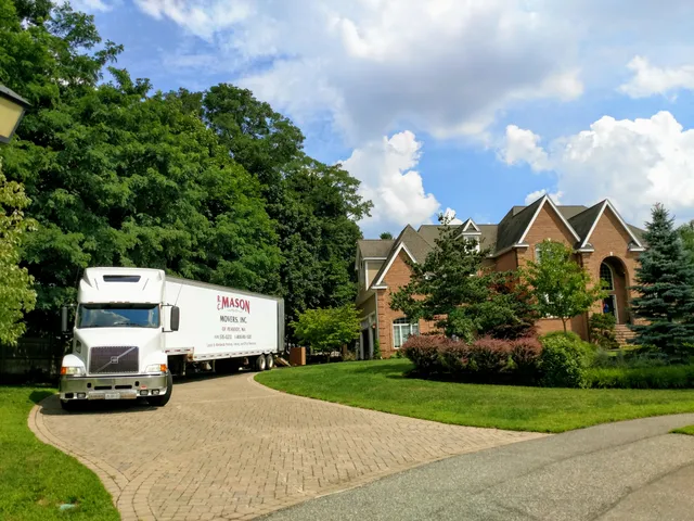 R. C. MASON MOVERS, INC. work photo