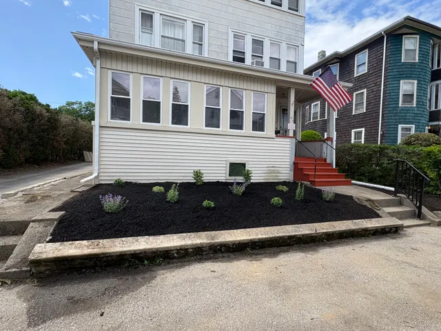 Mike’s Lawn Care & Landscaping work photo