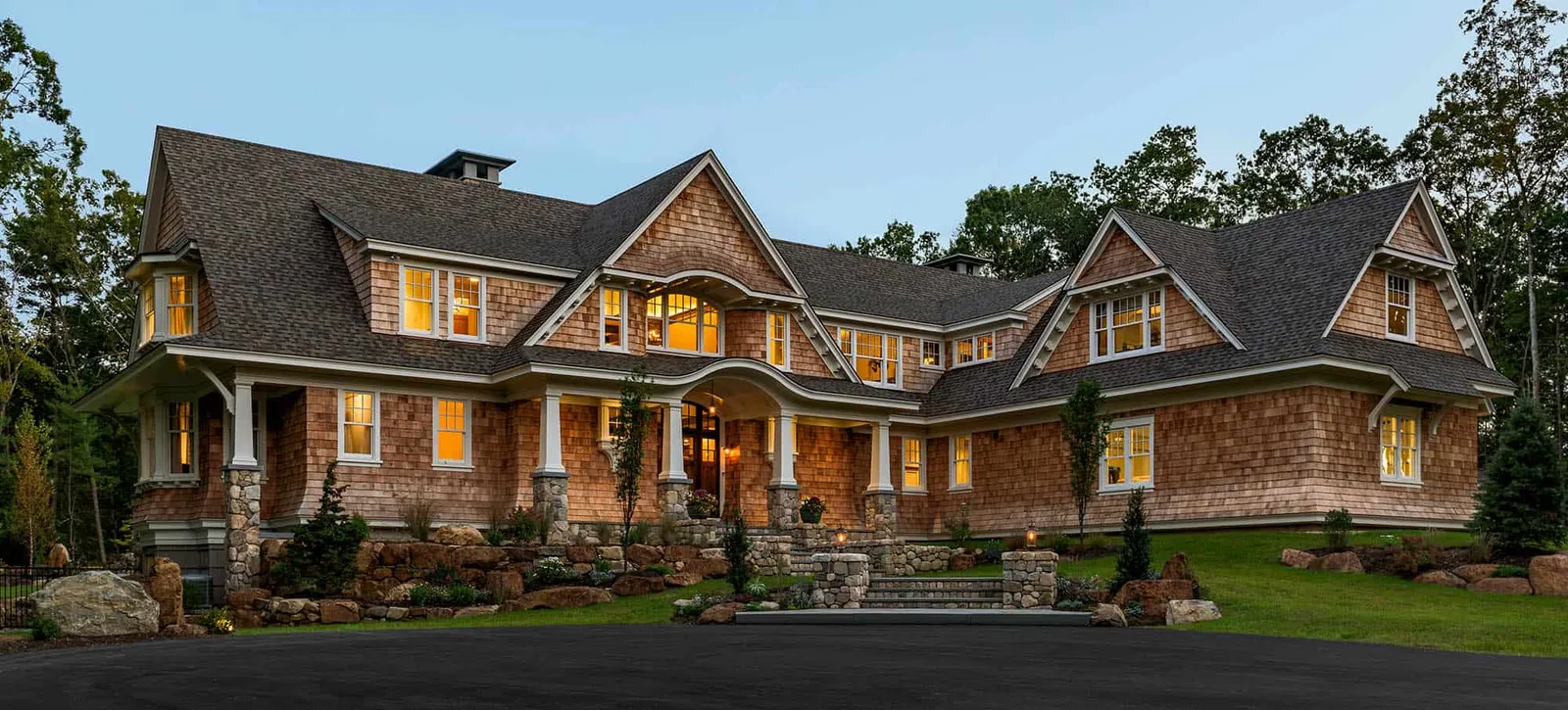 CUSTOM NEW HOMES