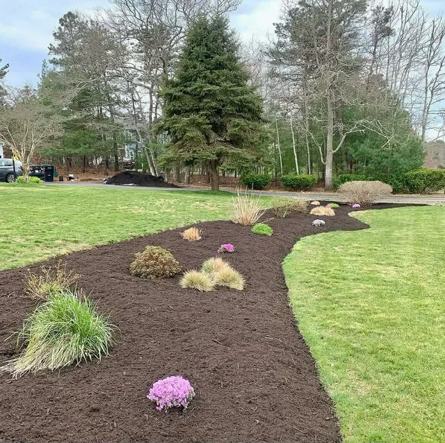 Tolman Lawn Care work photo