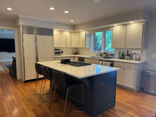 Pope Cabinets and Closets work photo
