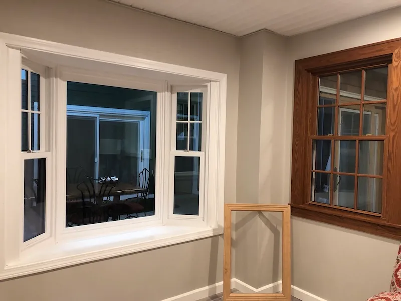 Showroom bay and casement window displays