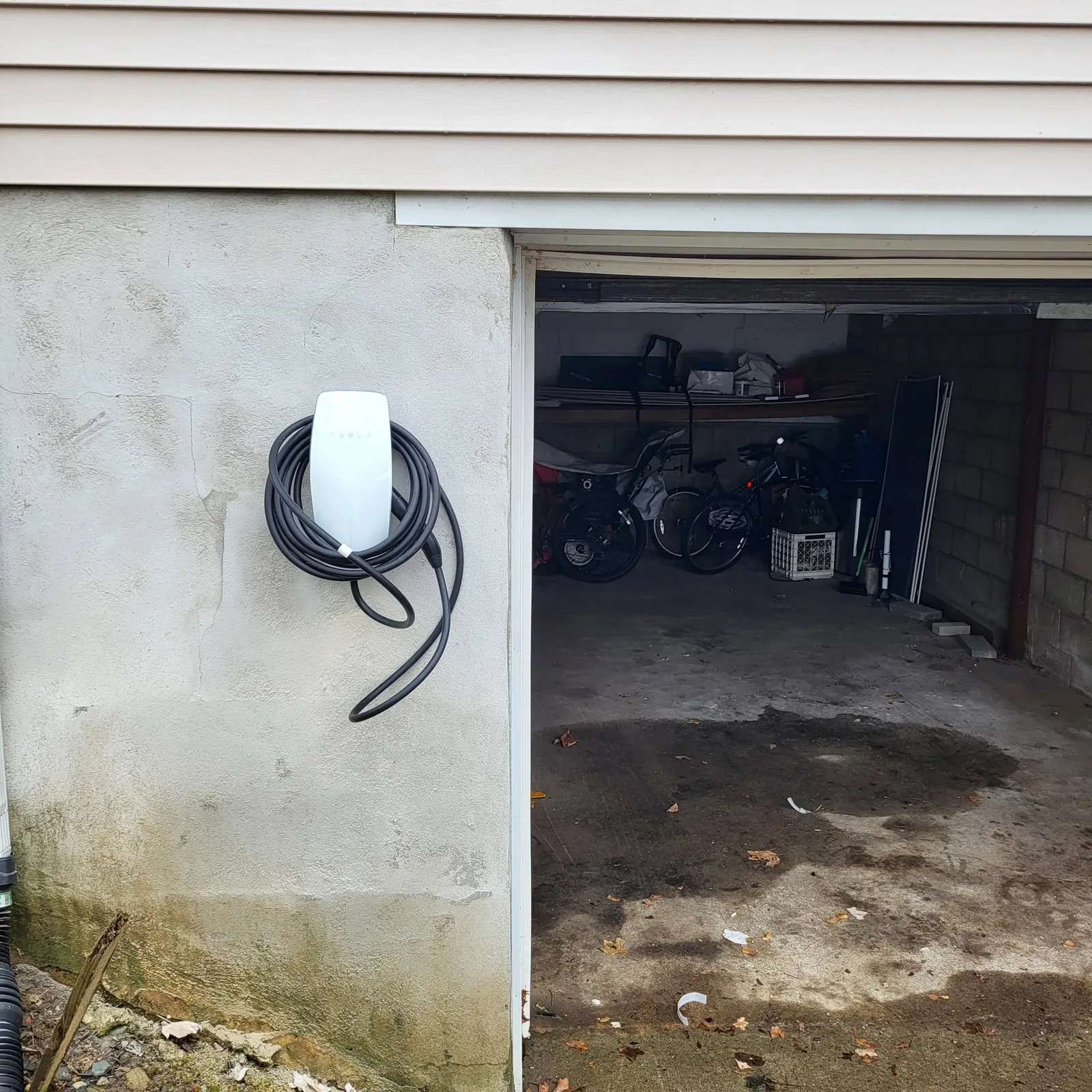 Tesla wall connector EV charger installation