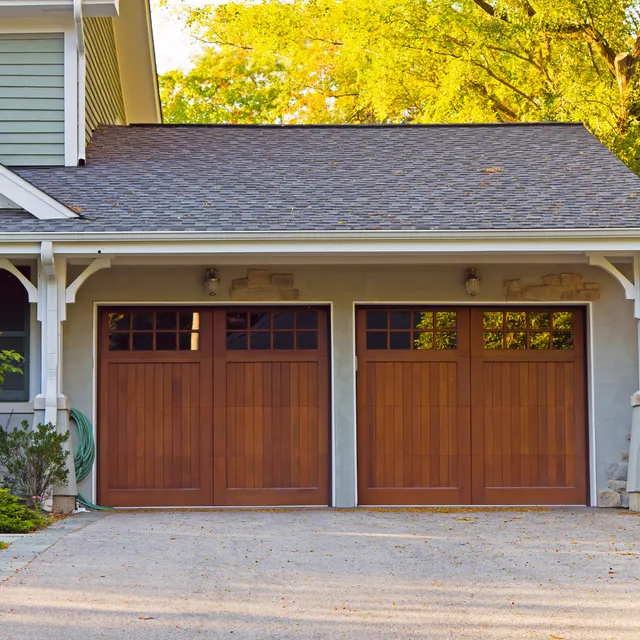 Garage door repair Connecticut - Benz Services LLC technician