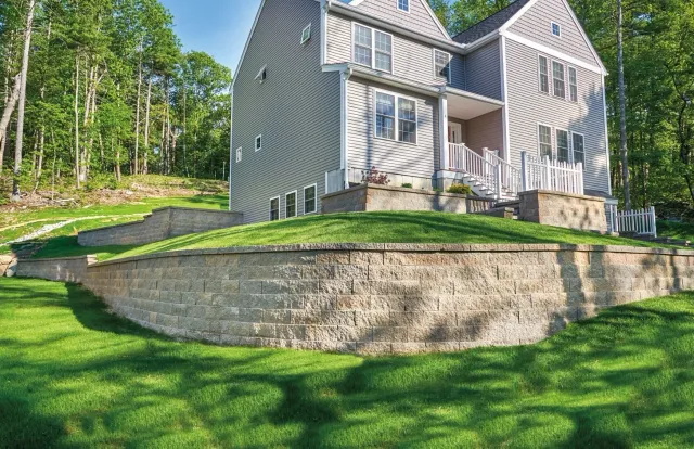 Decorative Retaining Walls, Large or Small Block Retaining Wall, Precast Concrete
