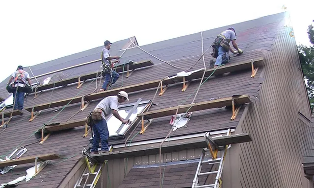 Experienced Roofer In Boston