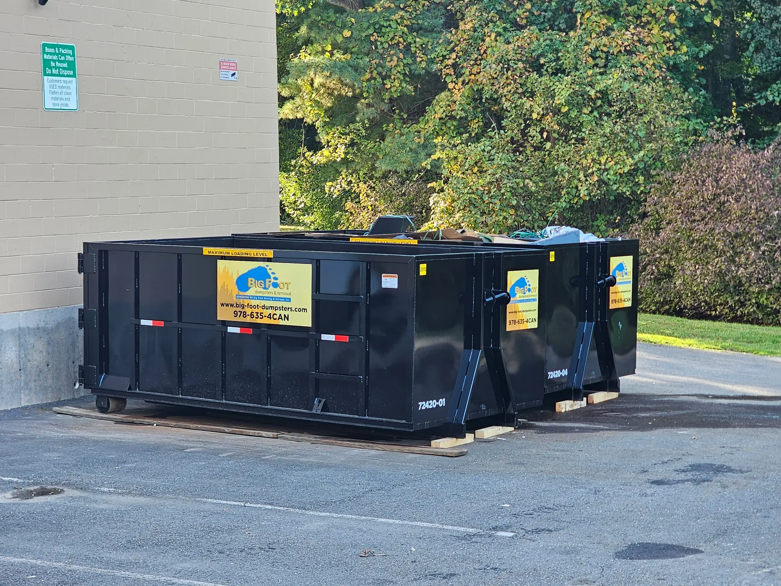 work photo from big-foot-dumpsters.com