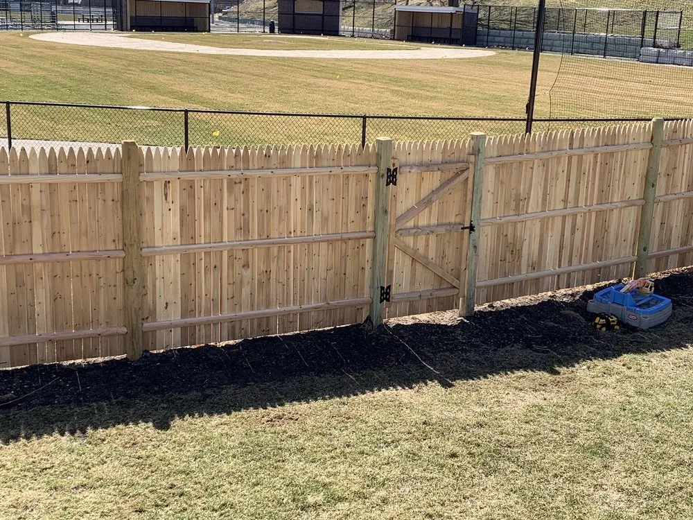 work photo from kennygfenceandrailings.com
