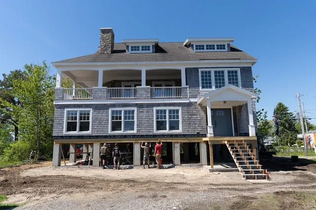 work photo from paynebuildingmovers.com