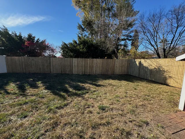 work photo from thefenceguysct.com