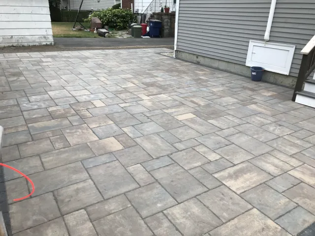 work photo from reliablelawncareinc.com