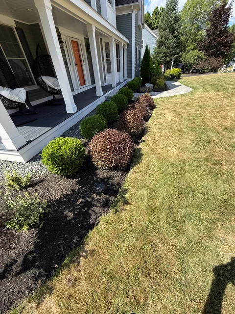 Kelly Landscaping work photo