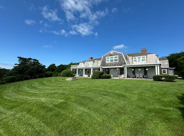 Signature Lawn and Home Care work photo