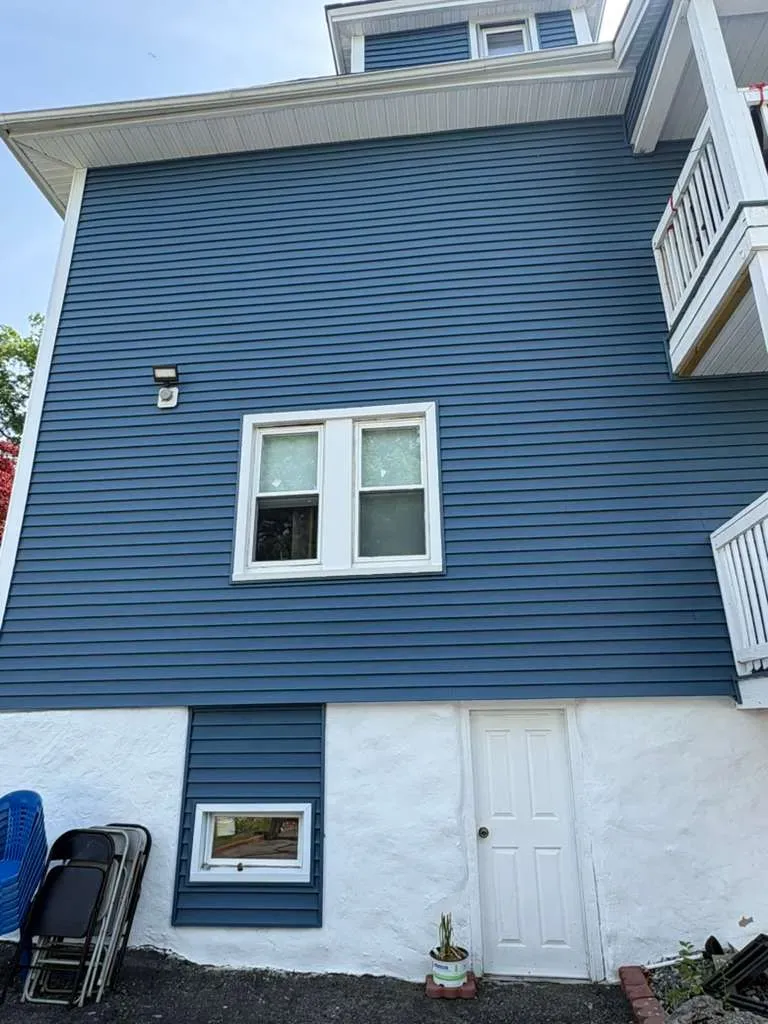 Vinyl siding installation in Massachusetts