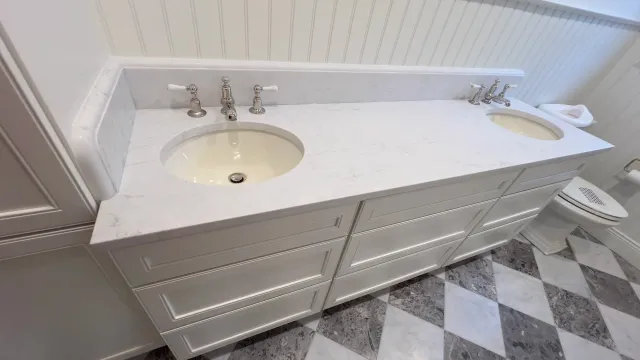 Vadara Quartz Carrara Nuovo