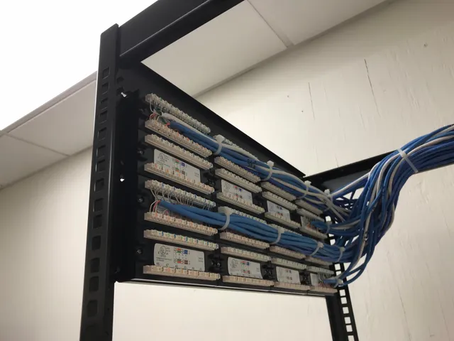 Structured cabling patch panel and rack installation