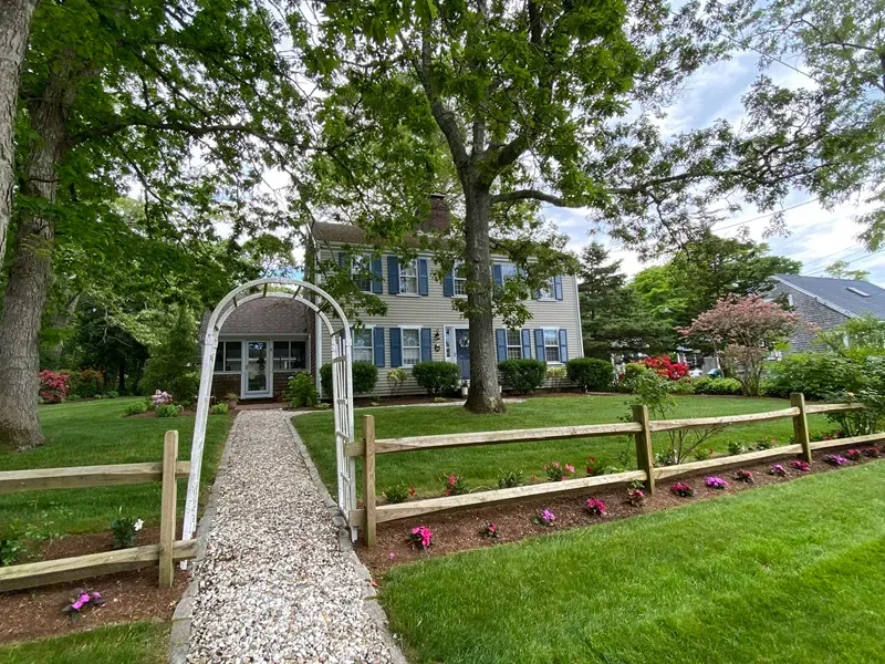lawn care, lawn mowing, landscaping, south plymouth, sagamore, buzzards bay, cape cod, ma
