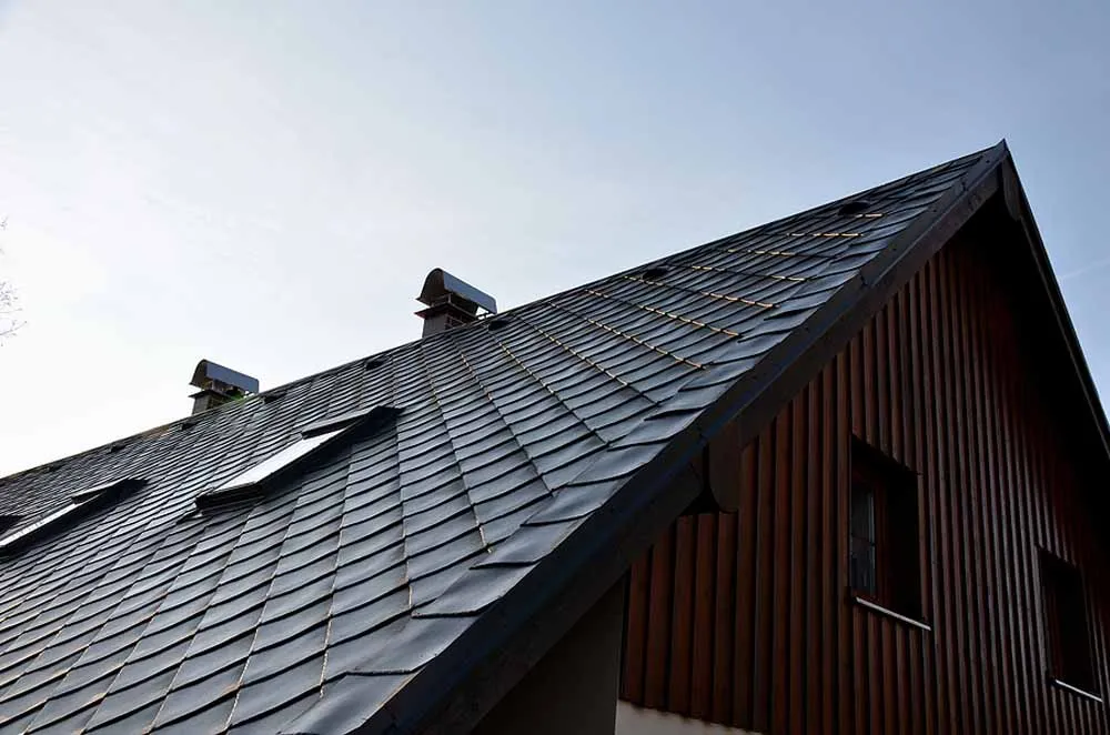 work photo from tarstarroofing.com