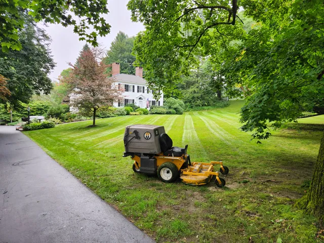 Wakem Lawn Care work photo