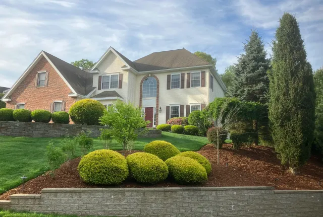 Bethany Mountain Lawn Care, Inc. work photo