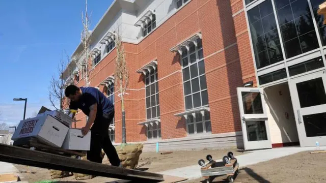 work photo from sitterlymovers.com
