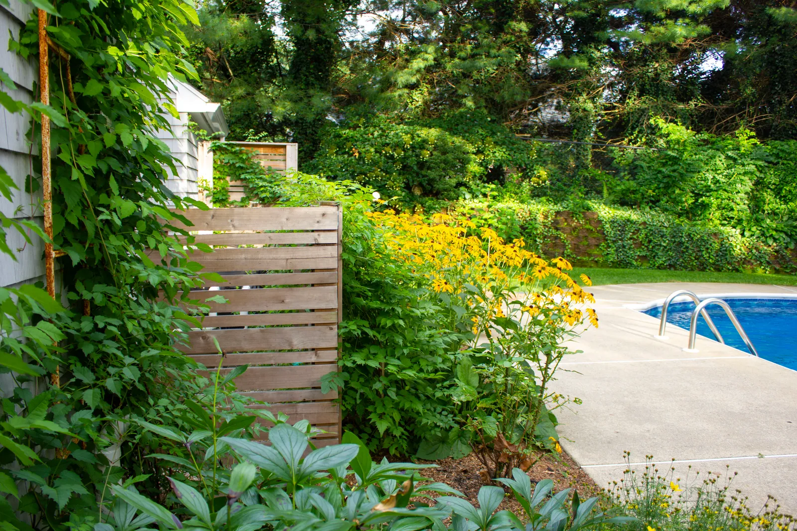 Hardscape landscaping jmj gardens Massachusetts