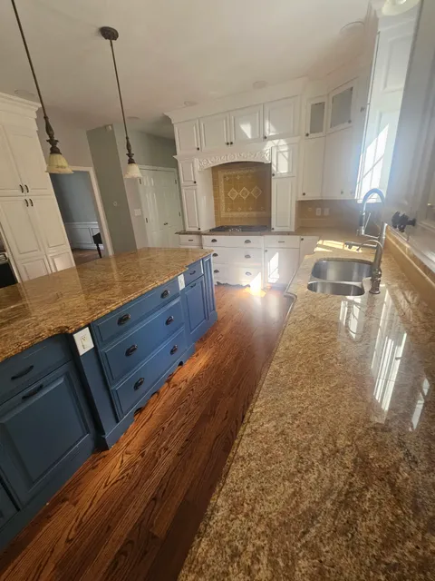 Kitchen Cabinet Refinishing