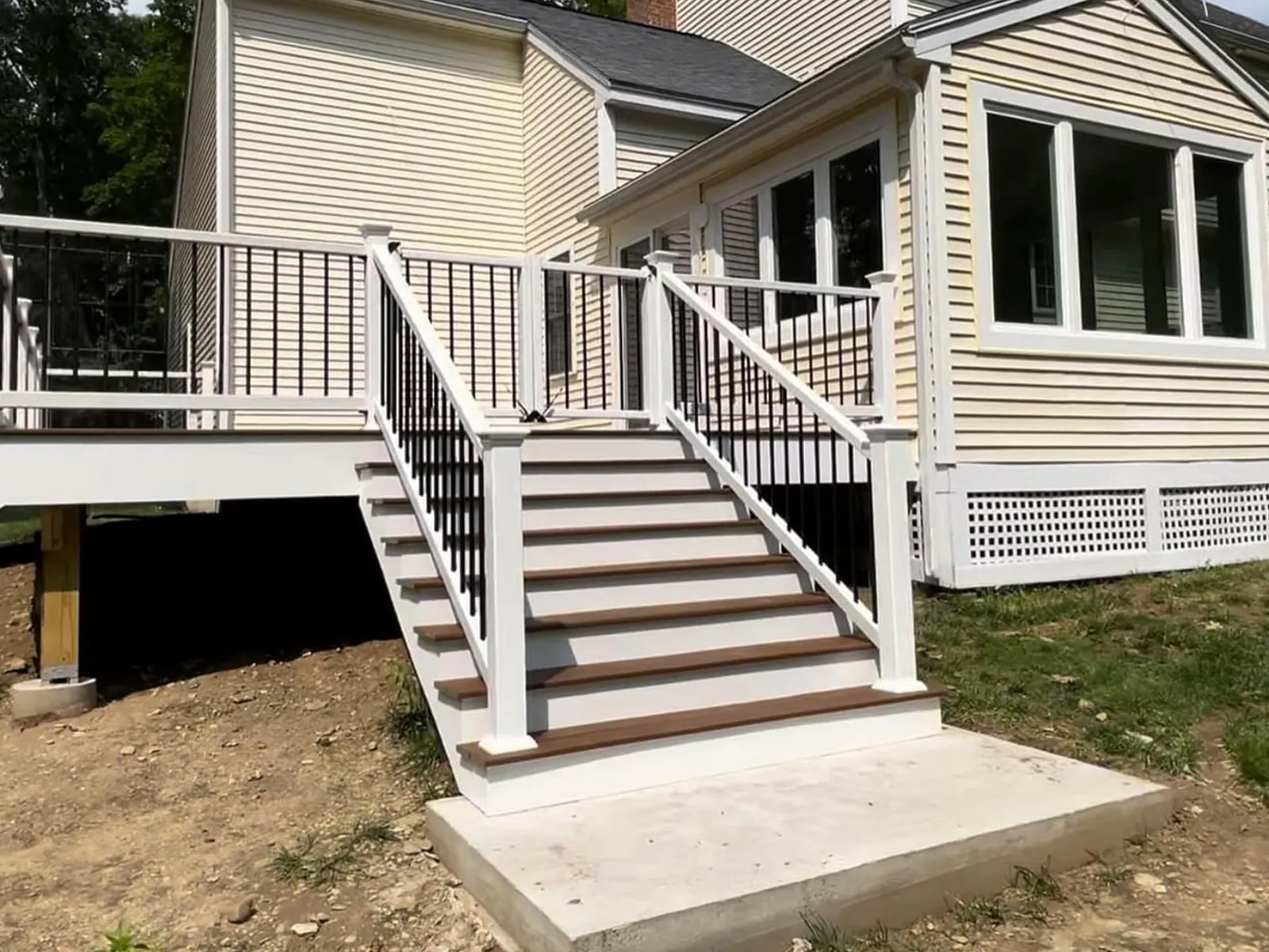 work photo from petersdeckbuilders.com