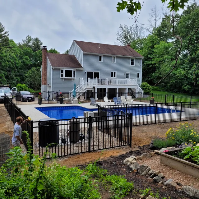 Local Fence Company work photo