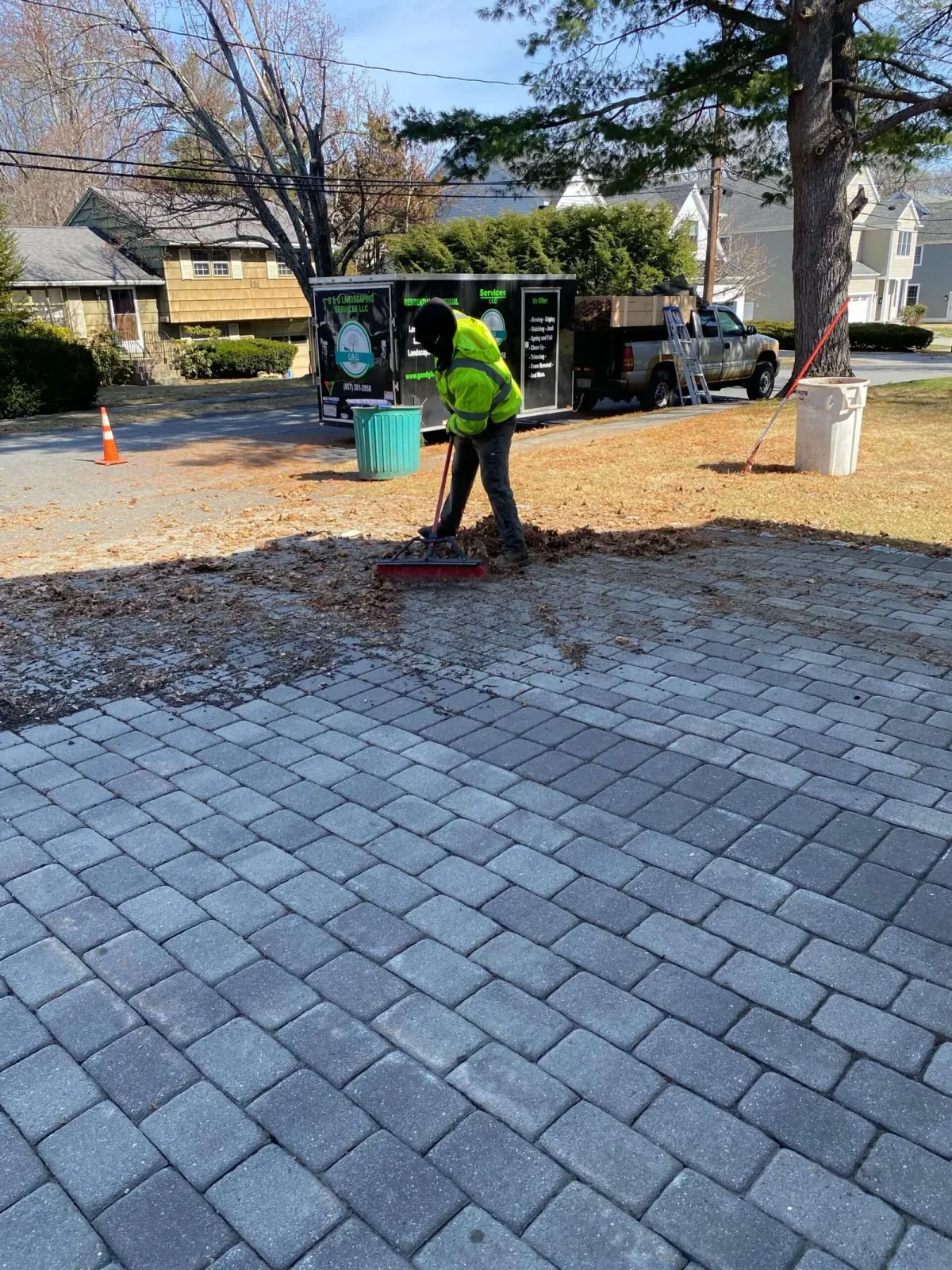 Complete Spring Yard Cleanup for a Fresh Start