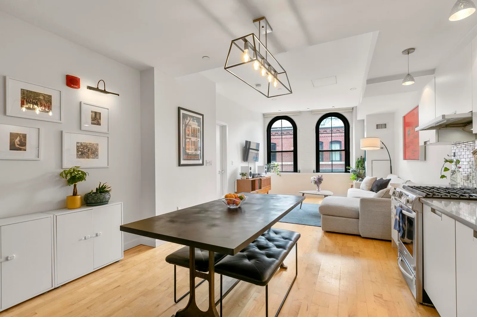 work photo from entourage-realty.com
