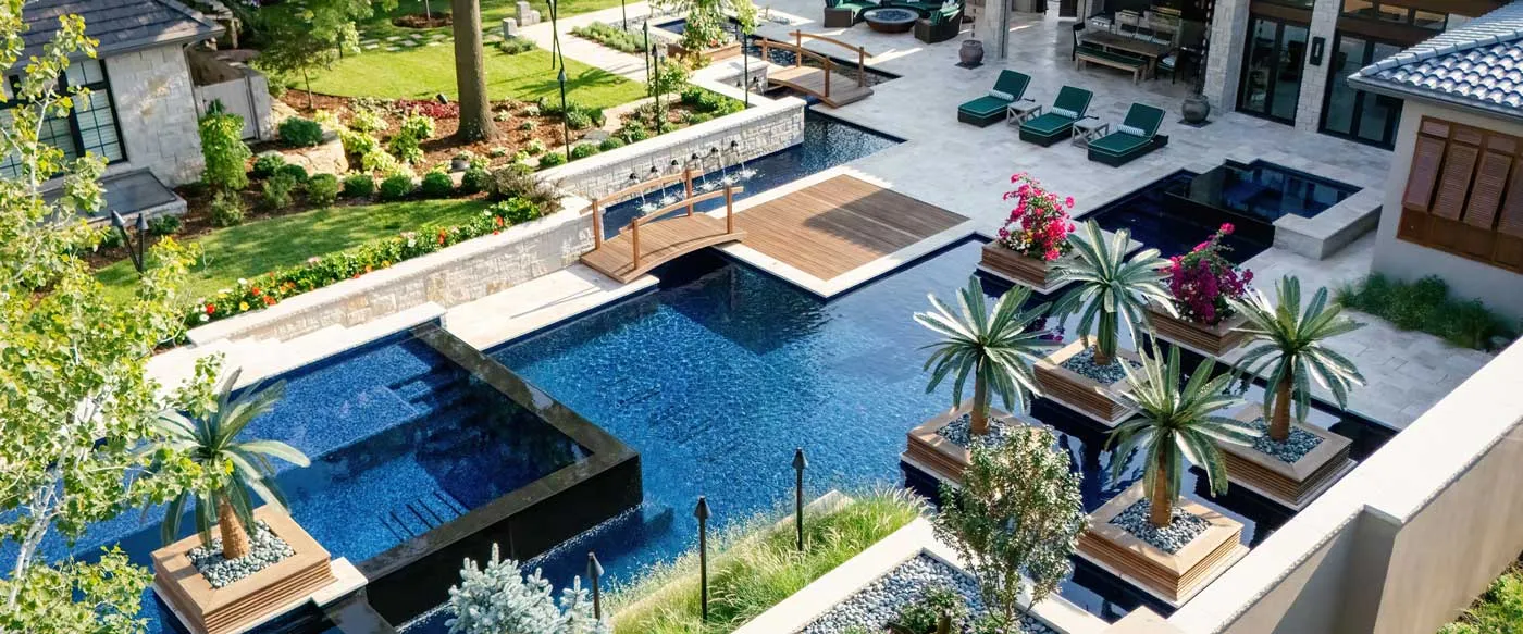 work photo from luxurypools.com