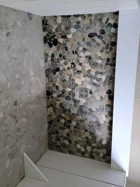 Custom Tile Showers