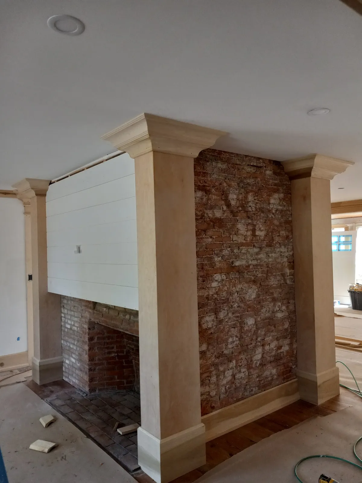Antonio's landscaping & construction & tree service & carpentry & panting demolition and more