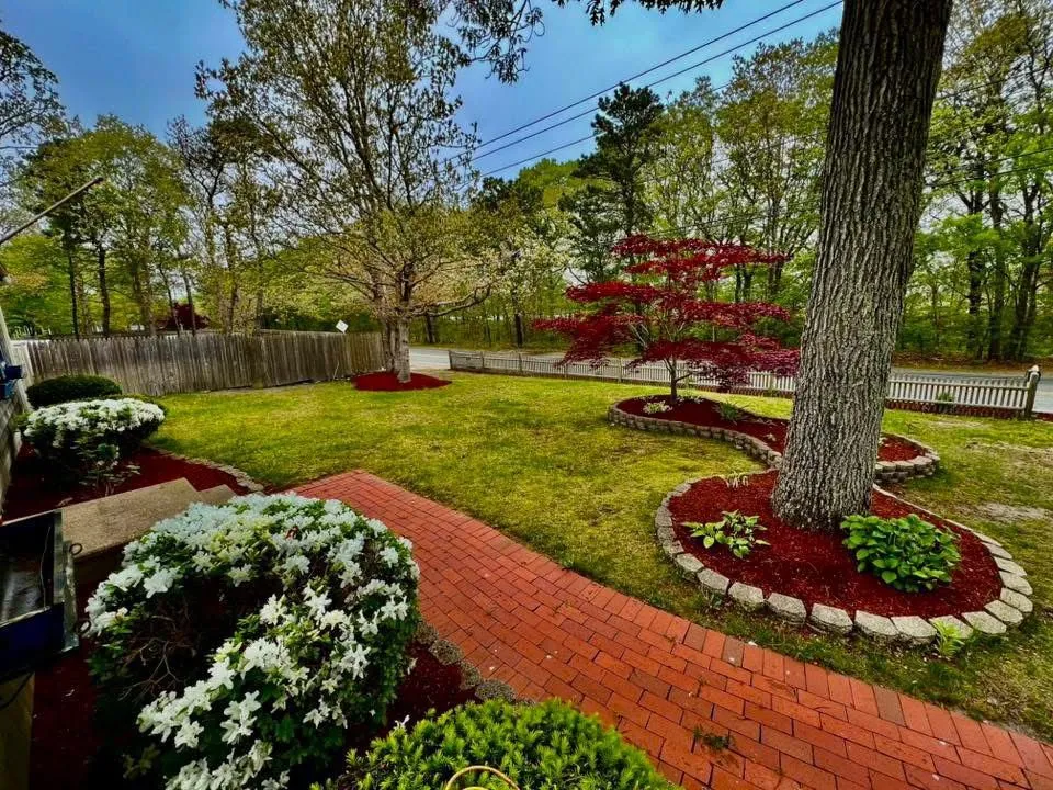 work photo from perfectservicelandscaping.com