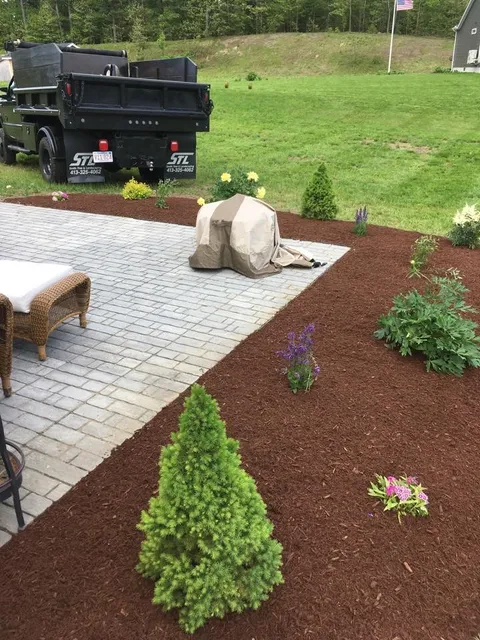 SMITH TREE & LANDSCAPING work photo