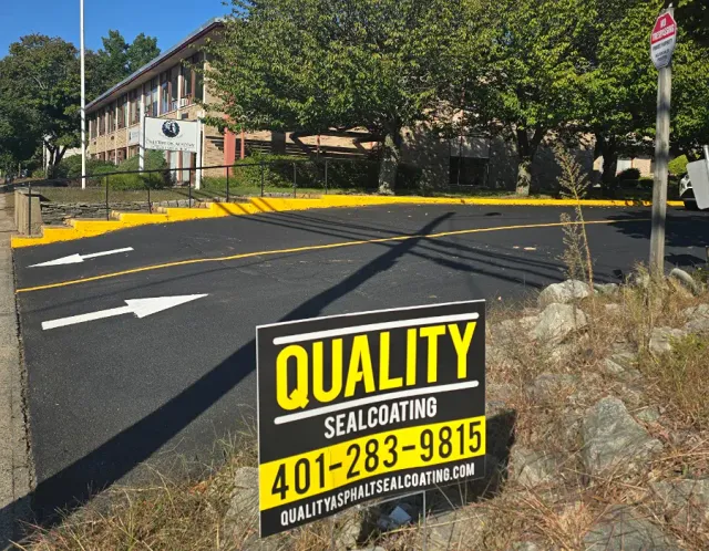 quality asphalt sealcoating services in ri