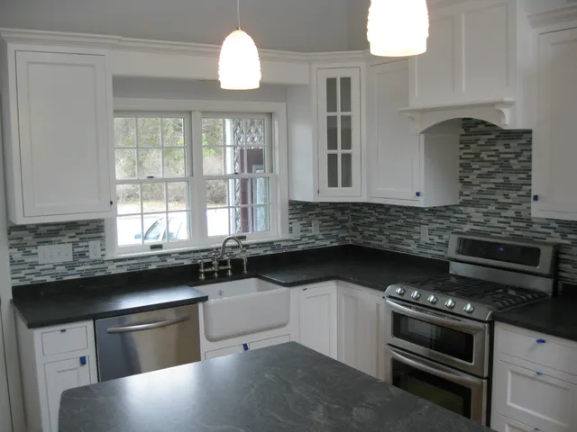 Classic Woodworks, Inc. work photo