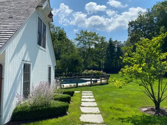 work photo from mcdermottlandscapedesign.com