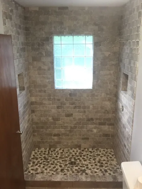 work photo from mainebathrooms.com