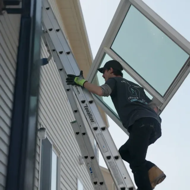 Pre work of virtual view window employee doing window installation service
