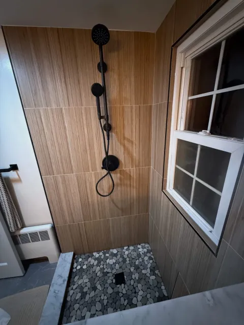 work photo from venturatile.com