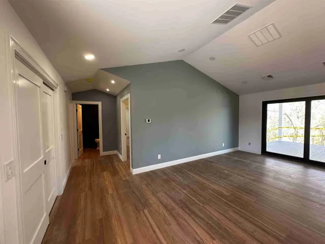 Freshly painted luxury living room by Fialho Painting