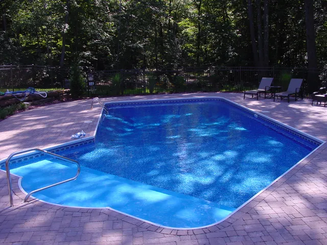 work photo from tanguaypools.com