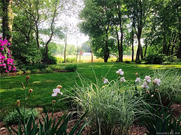 work photo from gardensbydesignct.com