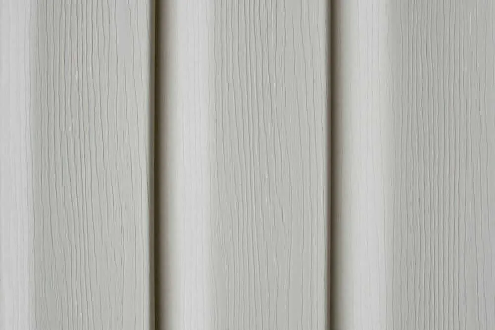 Removing Small Pieces of Vinyl Siding